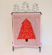 Mini Christmas Tree Wall Hanging (Red)