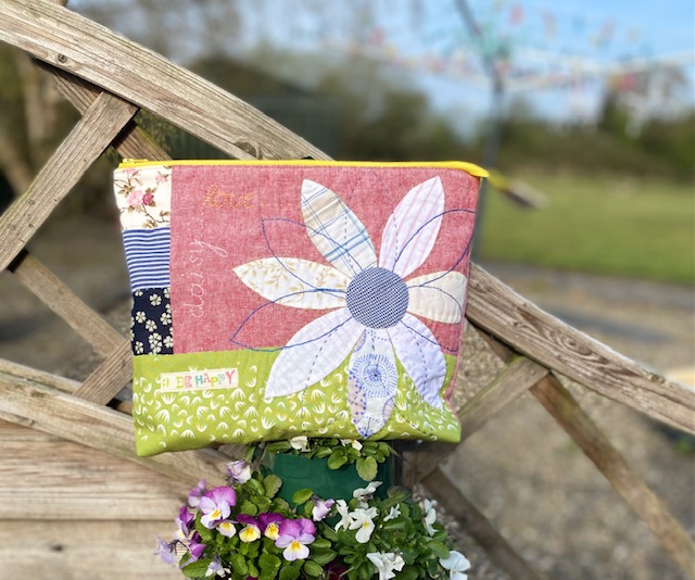 Daisy Love Purse