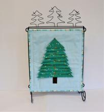 Mini Christmas Tree Wall Hanging (Green)